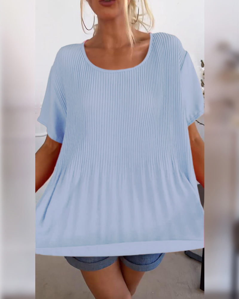 Einfarbige, plissierte bluse mit rundhalsausschnitt