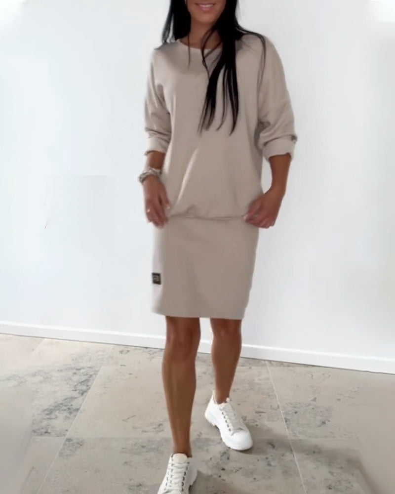 Kleid langärmlig leger figurbetont