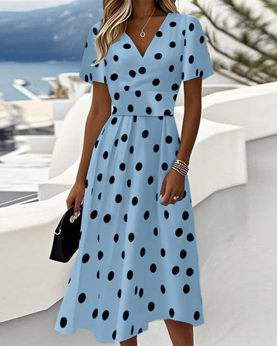 Elegantes A-Linien-Kleid mit V-Ausschnitt und Punktmuster