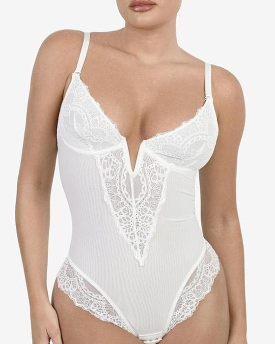 Bodysuit Mit Deep-V Ausschnitt Und Spitze Formwäsche