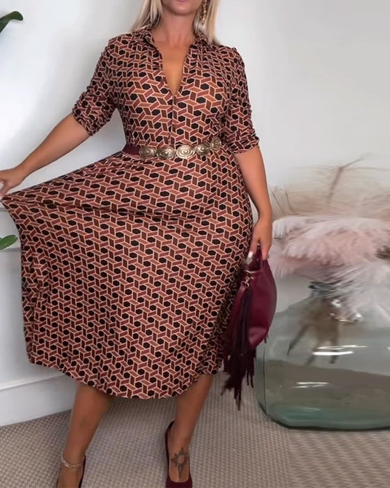 Kleid Mit Reverskragen Und Geometrischem Print