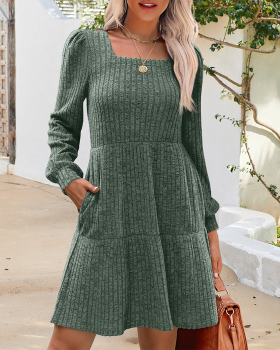 🍂2025 Herbst Neue Kollektion⏰ Damenkleid mit Quadrat-Ausschnitt, Laternenärmeln und Rippstruktur