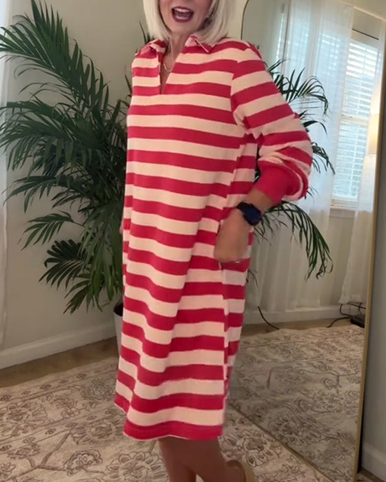 Gestreiftes Kleid mit Kragen und langen Ärmeln