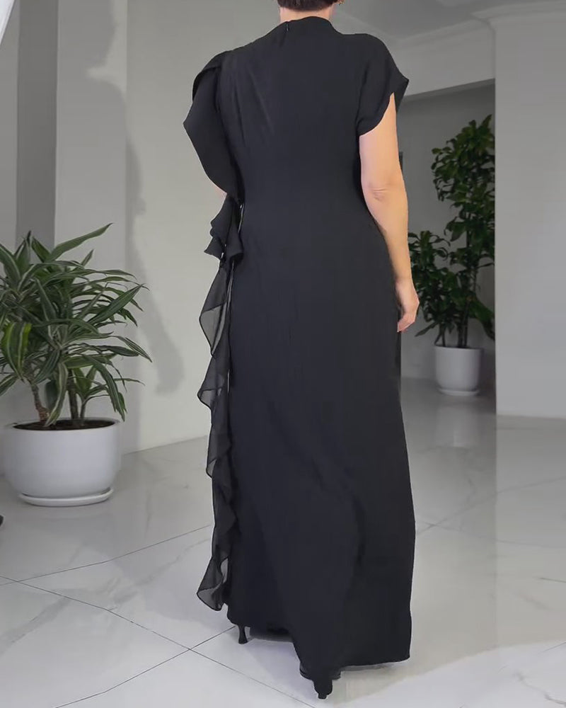 Modisches unifarbenes Kleid mit Rüschen-Design