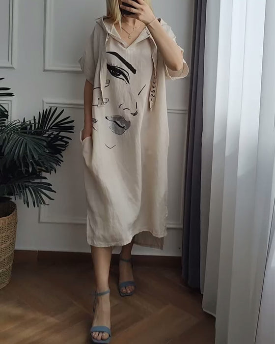 Kleid mit Kapuze Bedruckt Locker Geschnitten