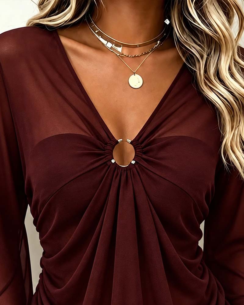 Bluse V-Ausschnitt Metall Ring Twist