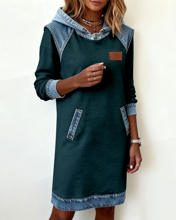 Kapuzenkleid Mit Kontrast-Einsätzen