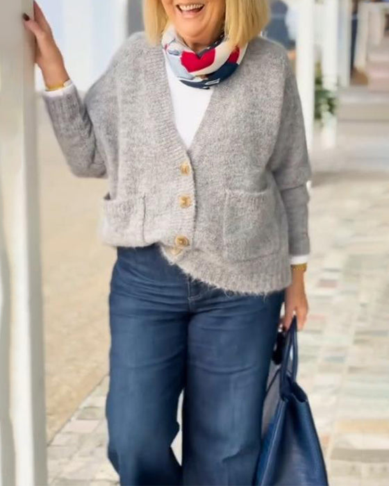 Klassische Cardigan Mit Tasche Und Knopfleiste