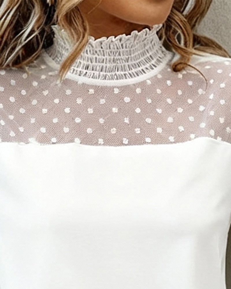 Unifarbene Bluse mit Laternenärmeln und Patchwork-Details