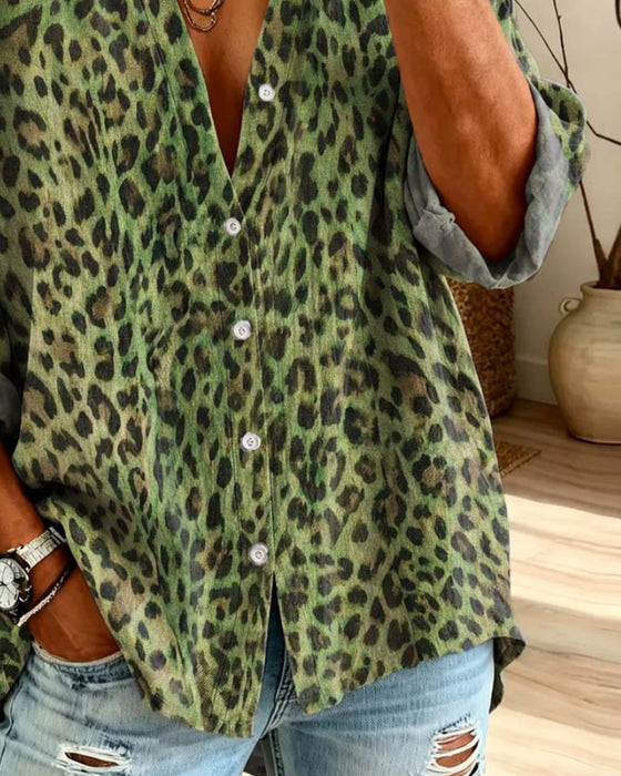 Hemd V-Ausschnitt Knopf Leopard Langarm
