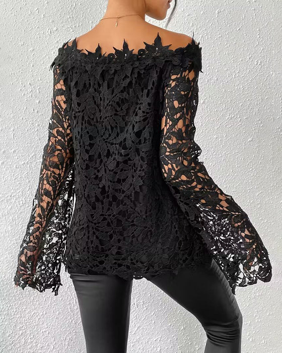 Modische ärmellose gehäkelte Bluse