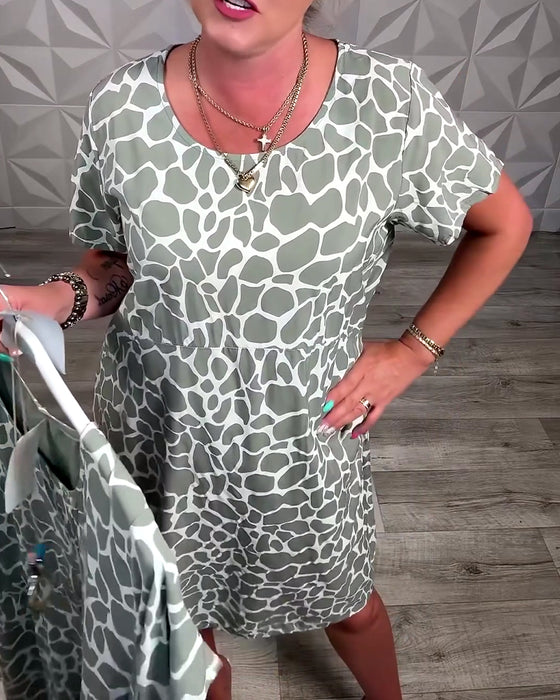 Lässiges Kleid mit Rundhalsausschnitt und Print