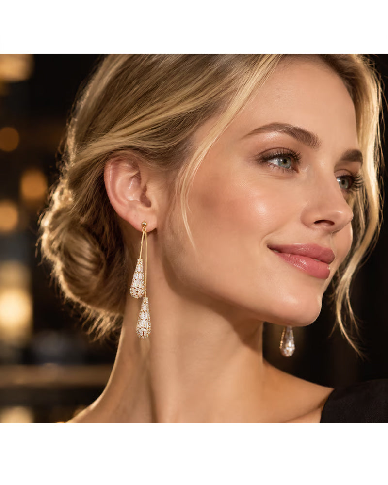 Elegante Mit Zirkon Verzierte Zweiseitige Tropfenförmige Quasten-Ohrringe Für Damen