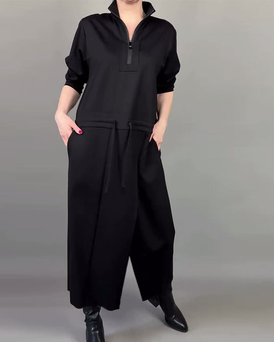 Kleid Mit Reißverschlusskragen Und Modischem Ambiente