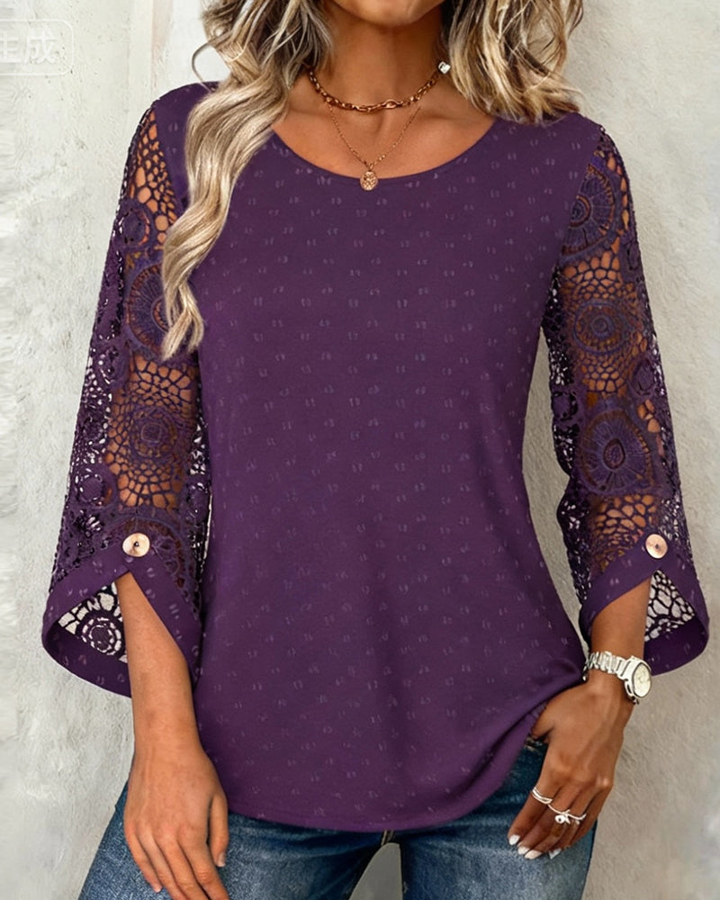 Unifarbene gehäkelte Bluse mit Patchwork-Details