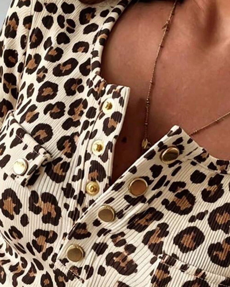 Bluse Henley Ausschnitt Leopard Druck Kurzarm