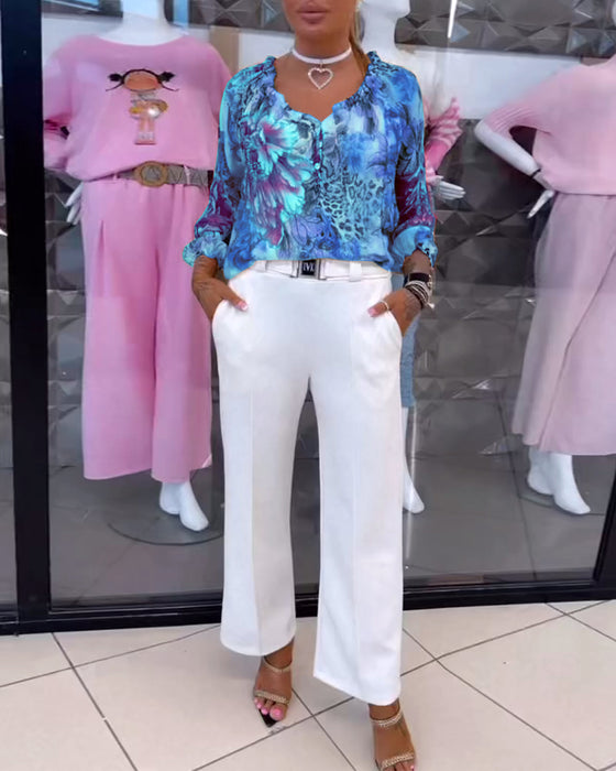 Bluse mit V-Ausschnitt und Blumenmuster