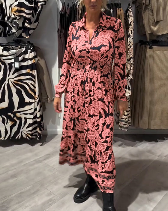 Modisches Kleid Mit Kragen Und Print