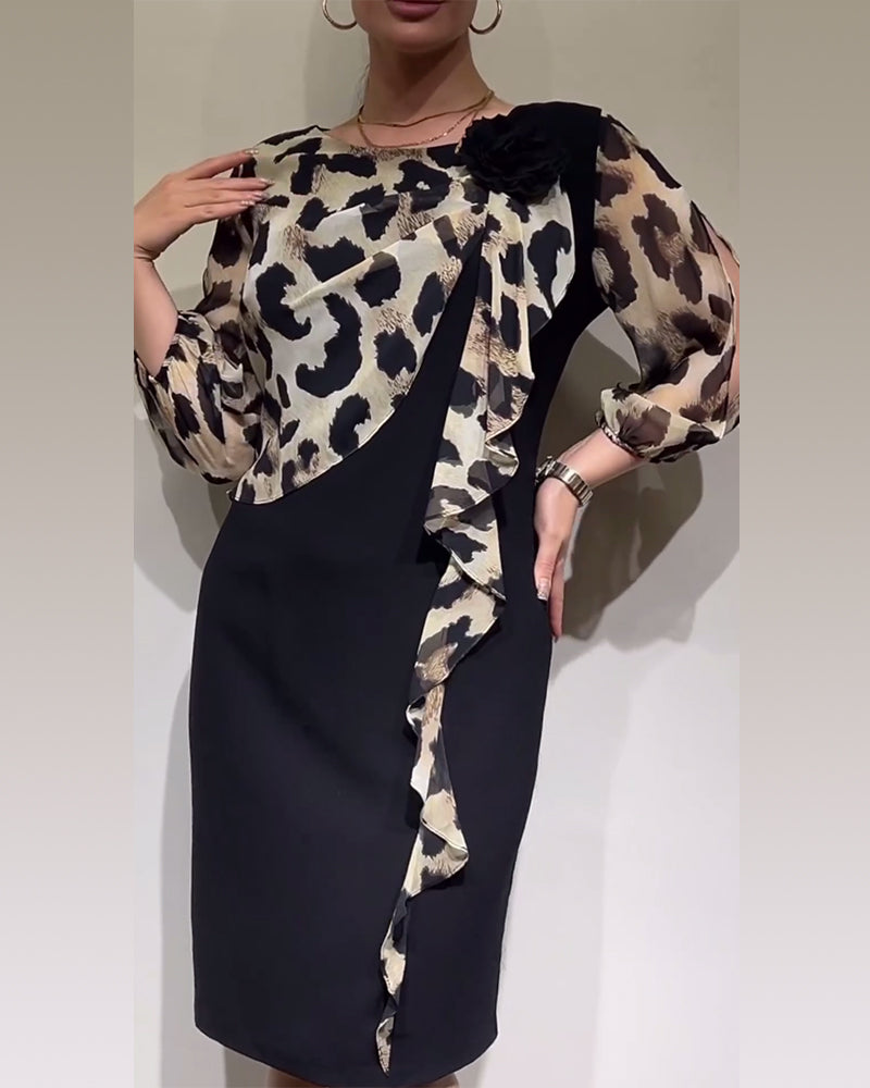 Patchwork-kleid mit leoparden-print