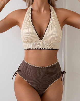 Bikini Zweiteiliges Set Mit Halterhals und Kontrastfarbe Design