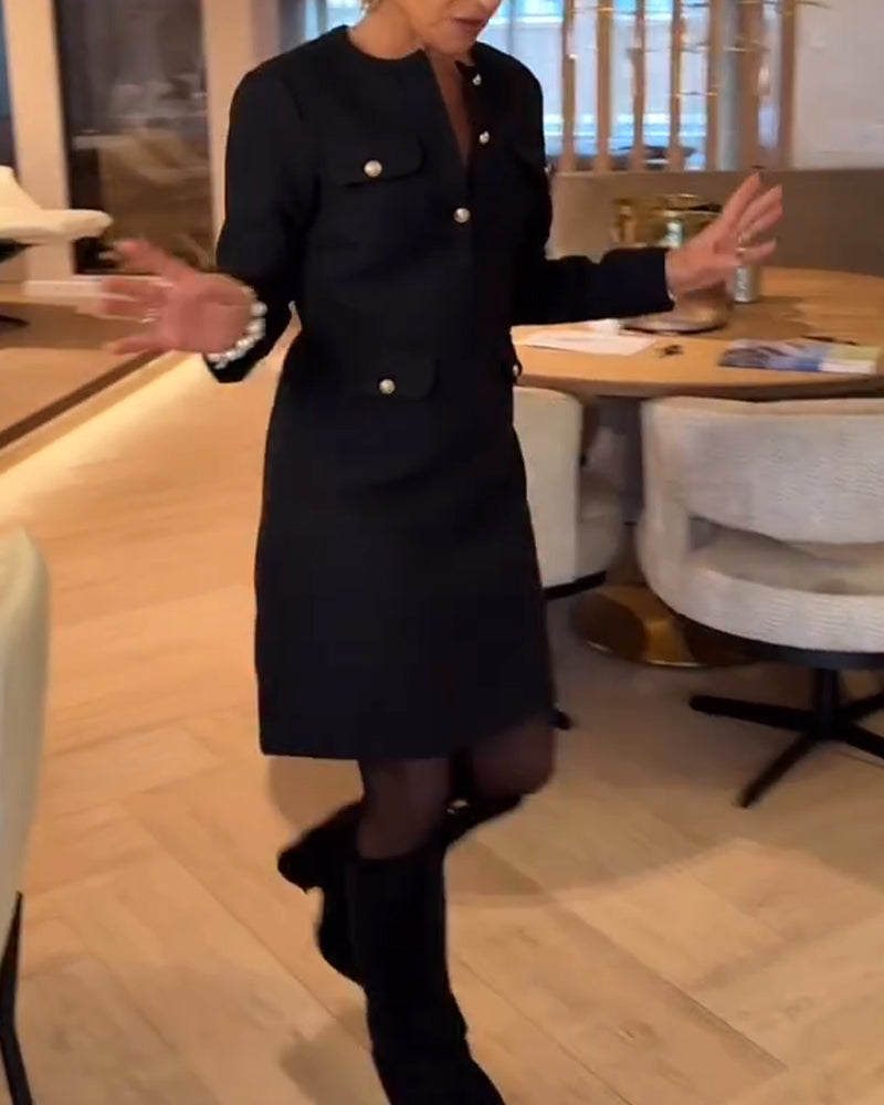 Elegantes und schlankes Kleid im Chanel-Stil