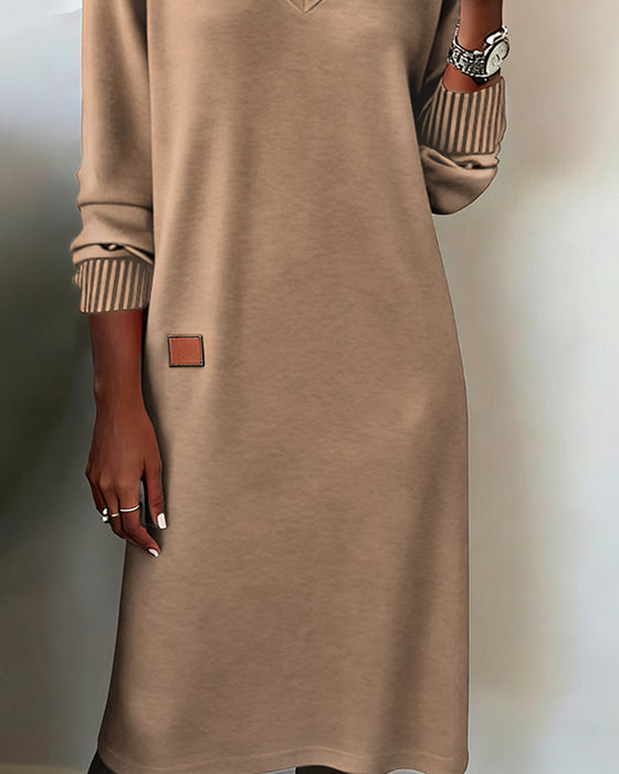 Strickkleid V-Ausschnitt stilvoll