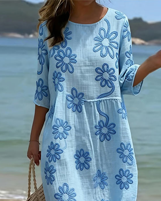 Kleid Rundhals Dreiviertelarm