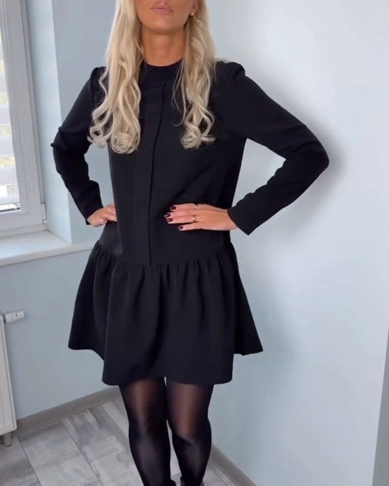 Kleid langärmlig plissiert A-Linie