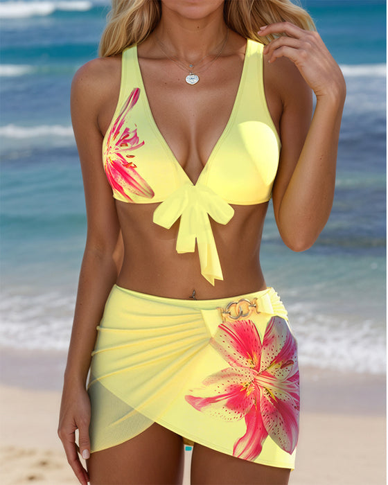 Bikini mit Blütenblatt-Print und Rockstil als Zweiteiler