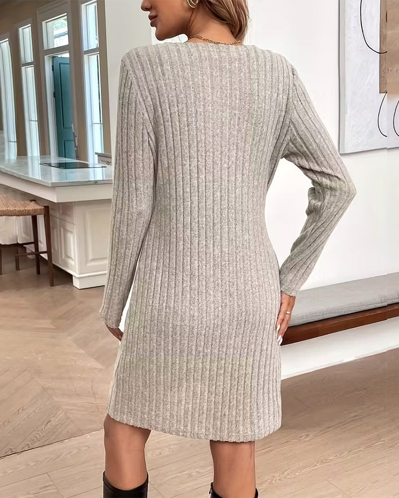 Set mit Rippenstrick-Cardigan-Westenkleid