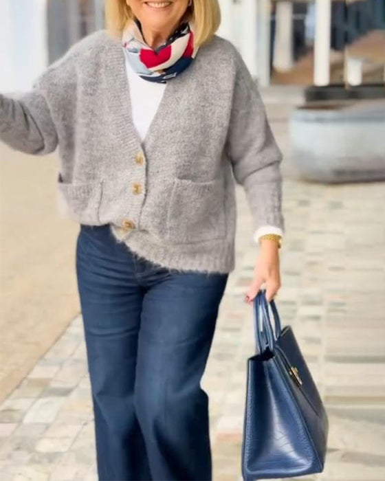 Klassische Cardigan Mit Tasche Und Knopfleiste