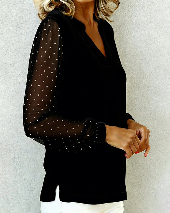 Langärmliges Top aus Samt mit V-Ausschnitt