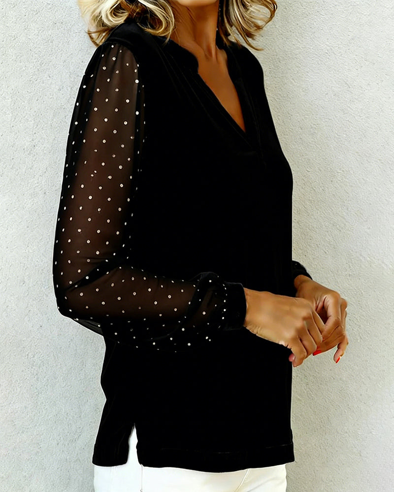 Langärmliges Top aus Samt mit V-Ausschnitt