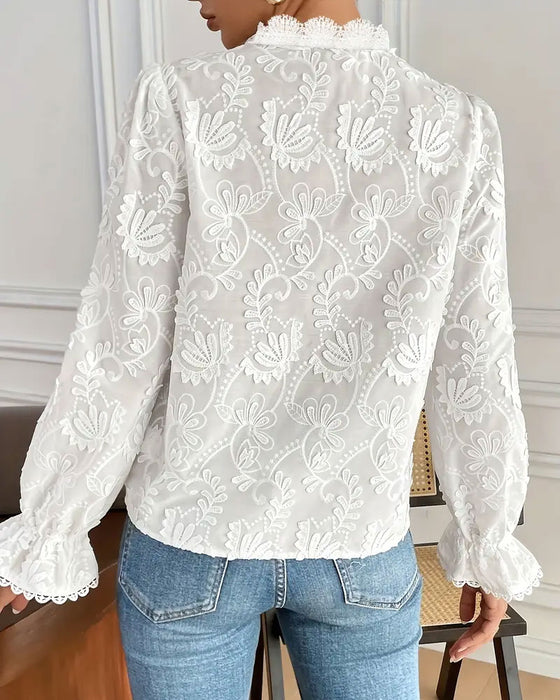 Langärmlige Bluse Aus Bestickter Spitze