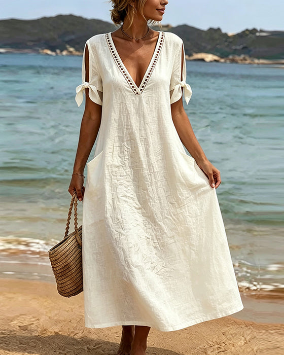 kleid lang v‑ausschnitt aussparung am kragen urlaub