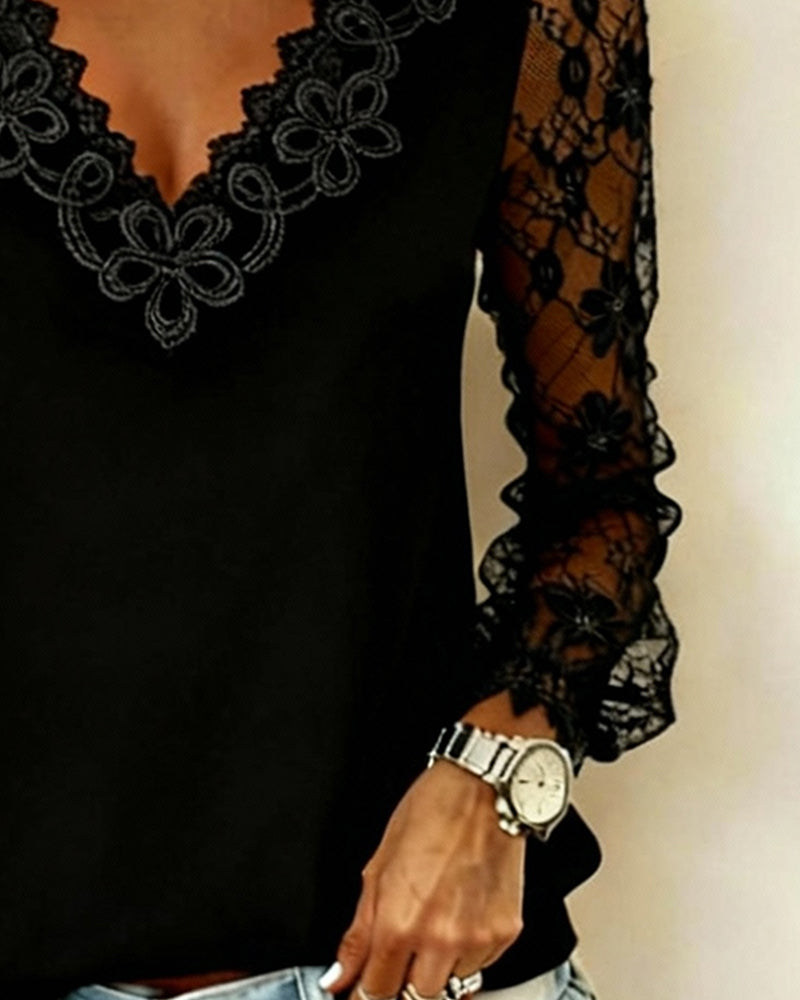 Stilvolles langärmliges Top mit V-Ausschnitt