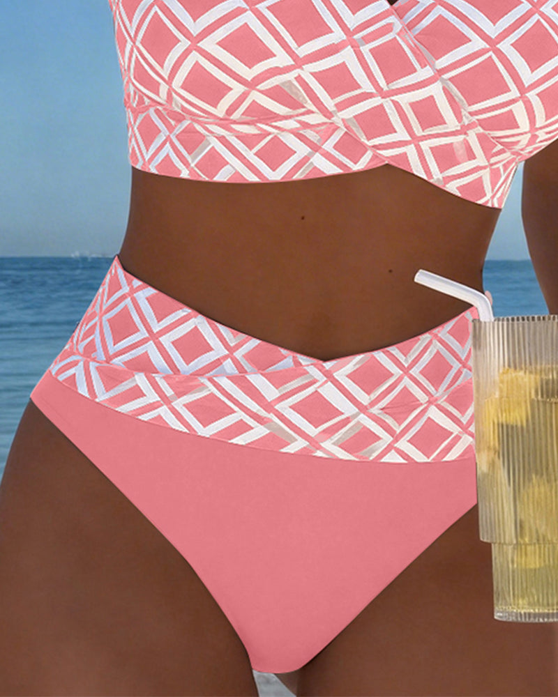 Zweiteiliger Bikini Mit Bh-Schnitt Und Diamantmuster