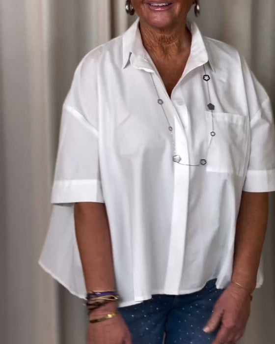 Geraffte Bluse mit kurzen Ärmeln