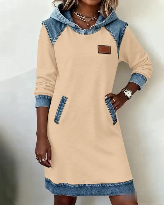 Kapuzenkleid Mit Kontrast-Einsätzen