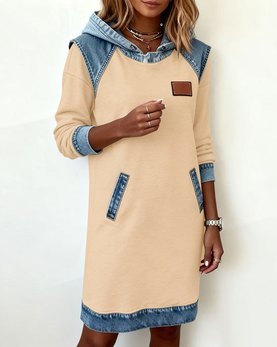 Kapuzenkleid Mit Kontrast-Einsätzen