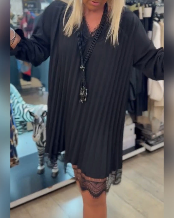 Kleid spitzenbesetzt plissiert locker