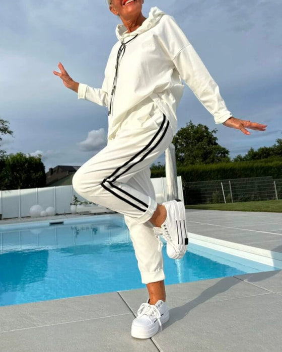 Casual Zweiteilige Set Mit Damen Kapuzen - Sweatshirt Und Hosen