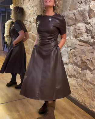 Kleid Pu Leder Tailliert Kurzärmlig