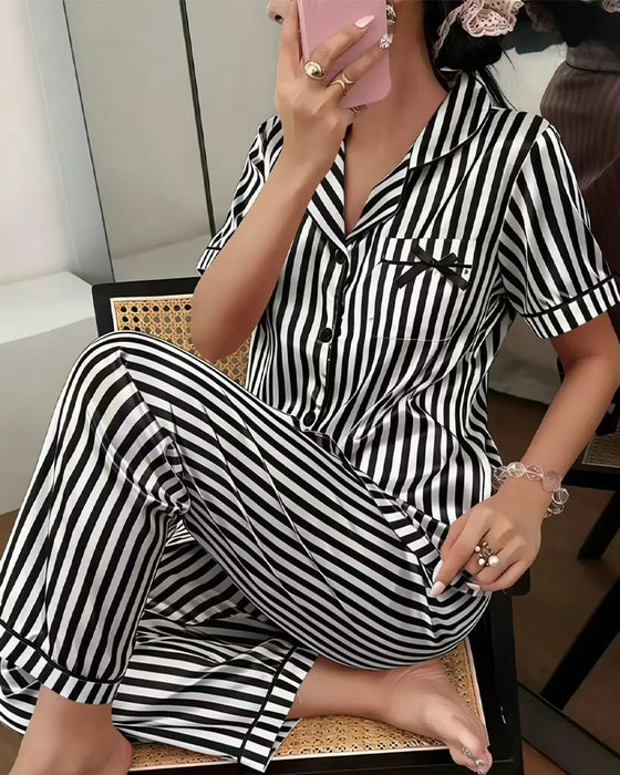 Pyjama-Set Gestreifter Hemdkragen Schleife