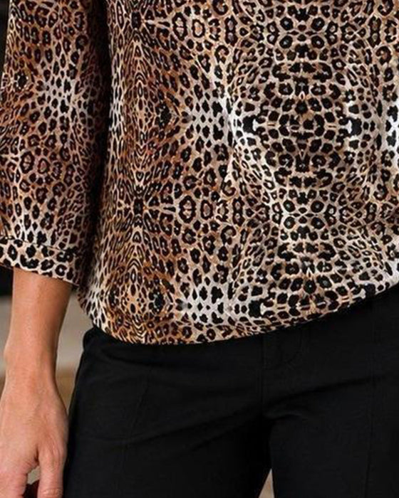 Top V-Ausschnitt Leopardenmuster Dreiviertelarm