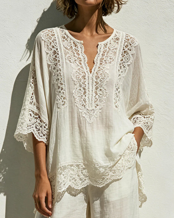 Einfarbige Spitzen-V-Ausschnitt-Bluse