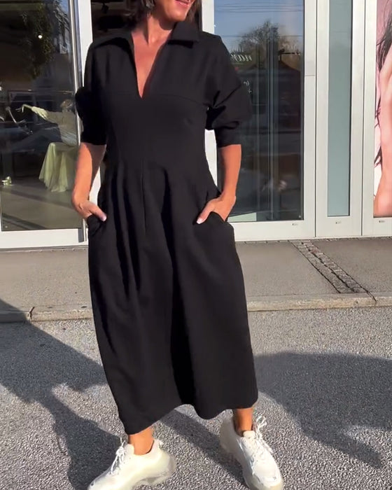 Einfarbiges freizeitkleid mit revers