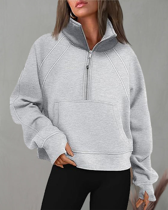 Rollkragen-Sweatshirt mit Reißverschluss und kurzen Ärmeln
