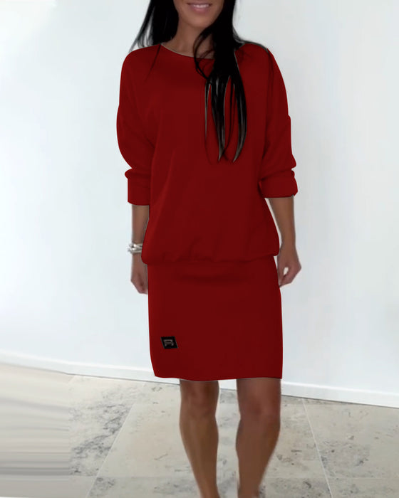 Kleid langärmlig leger figurbetont