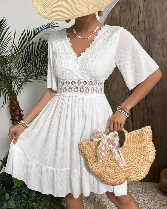 Kleid V-Ausschnitt Spitzenbesatz Taille A-Linie